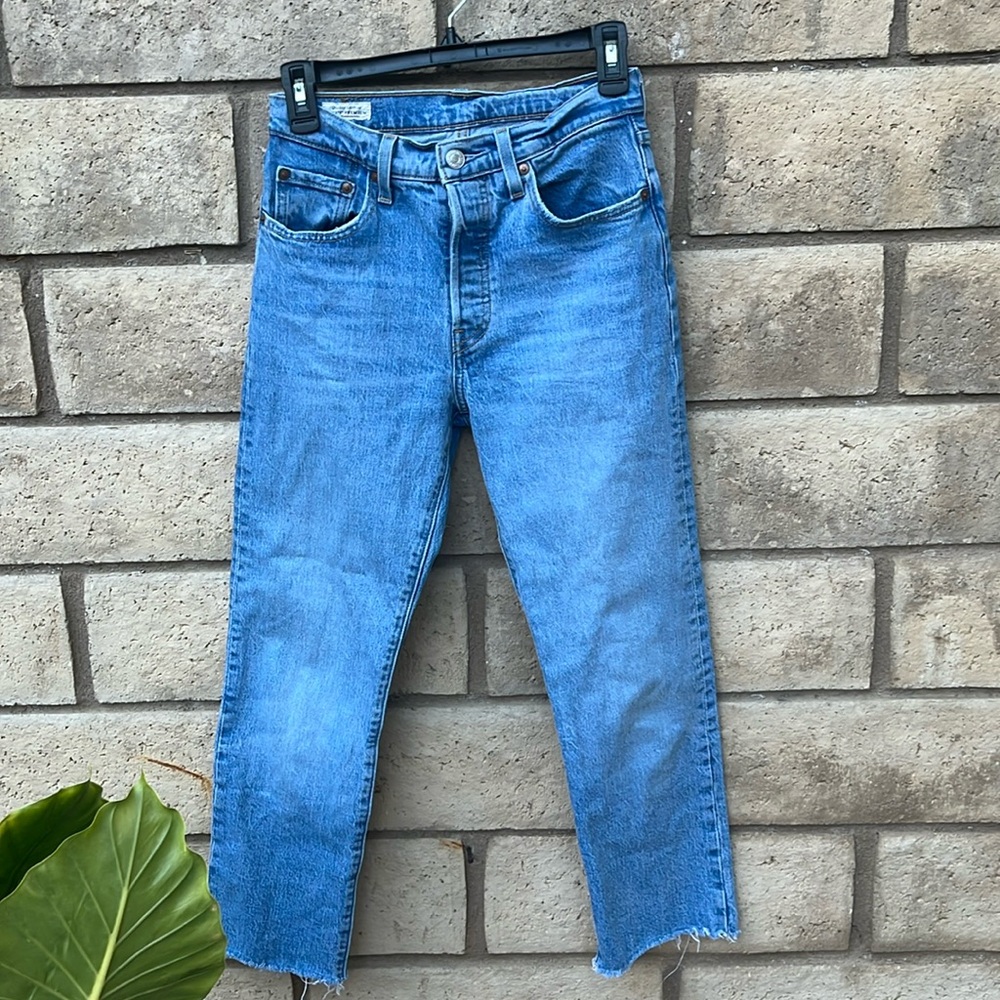 Levi’s Premium 501 Jeans Women’s 25x26 light wash